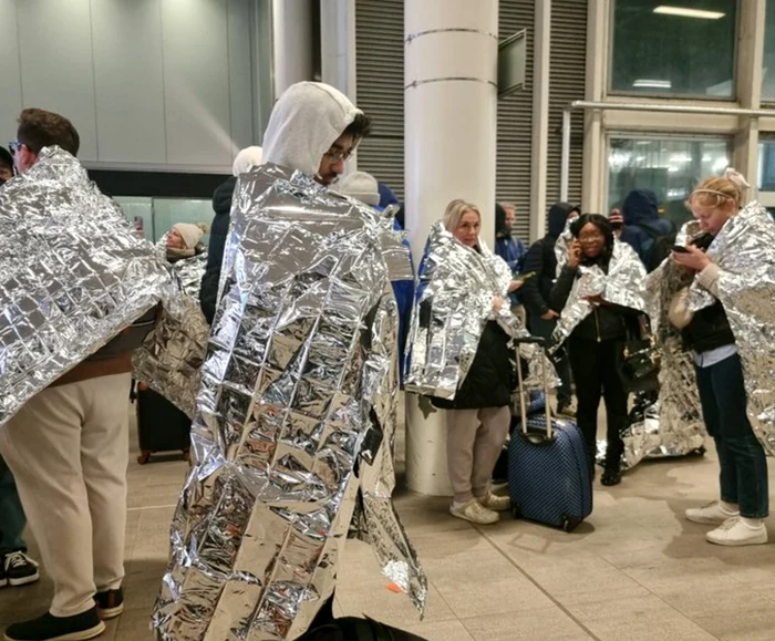 Aeroportul din Gatwick, unde s-a dat o alarmă cu bombă/FOTO: X 