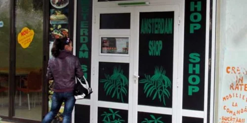 Preţul şi produsele weed-shopului din spatele Casei de Cultură, curiozităţi pentru tineri