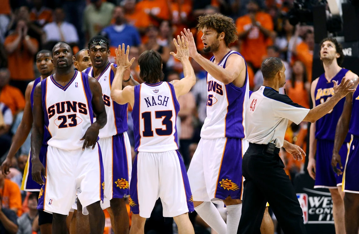 
    Phoenix Suns nu renunţă la luptă  