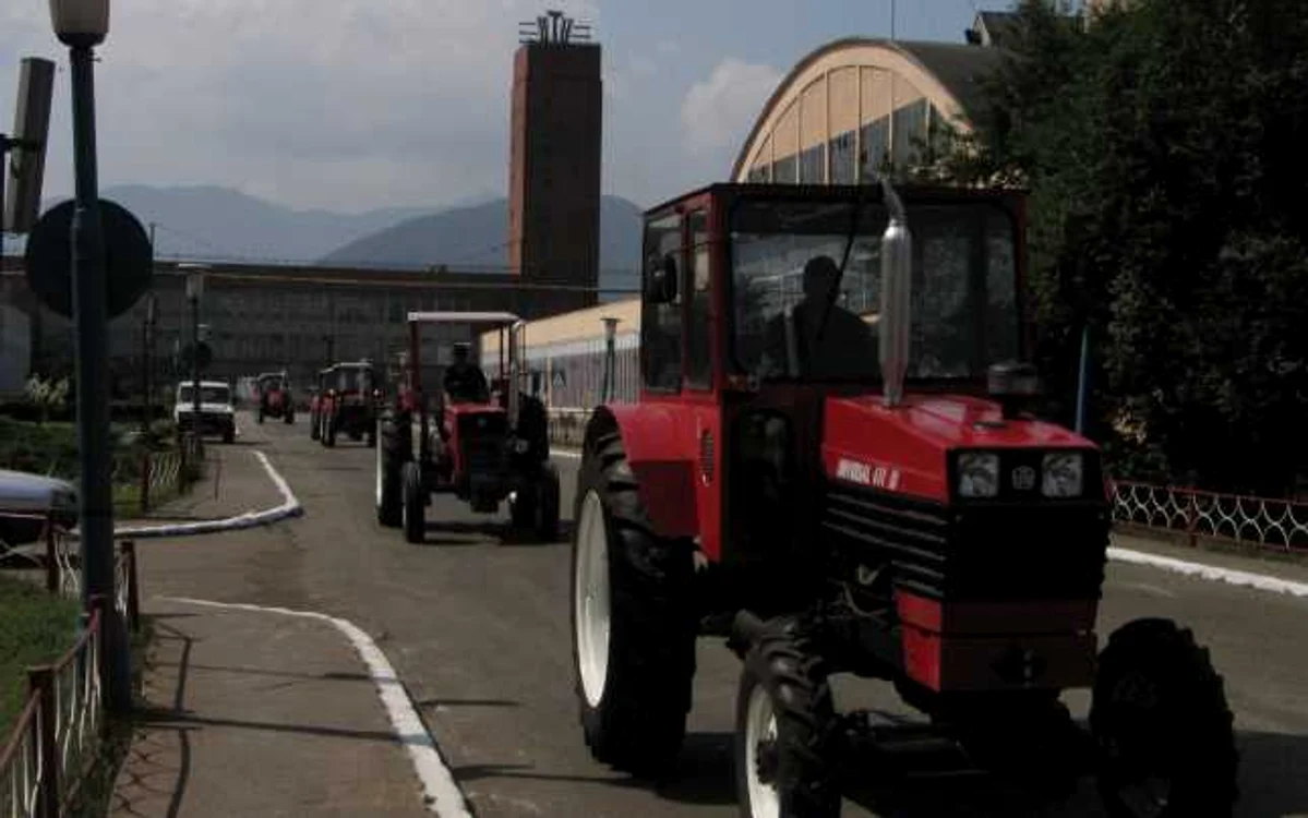 Modelele U 650 fabricate la Braşov FOTO Tractorul U 650