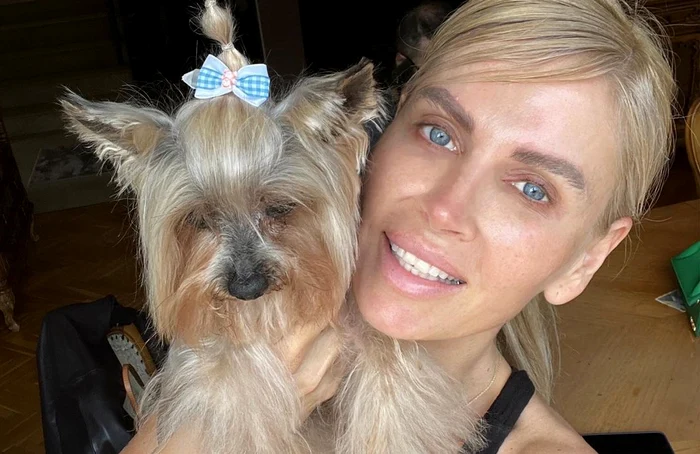 Andreea Bănică își face griji pentru câinele său