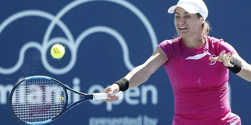 2019 03 23 niculescu miami 2r 2019 getty rsz crp jpg