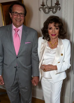 Dame Joan Collins cu soțul Percy Gibson, Profimedia