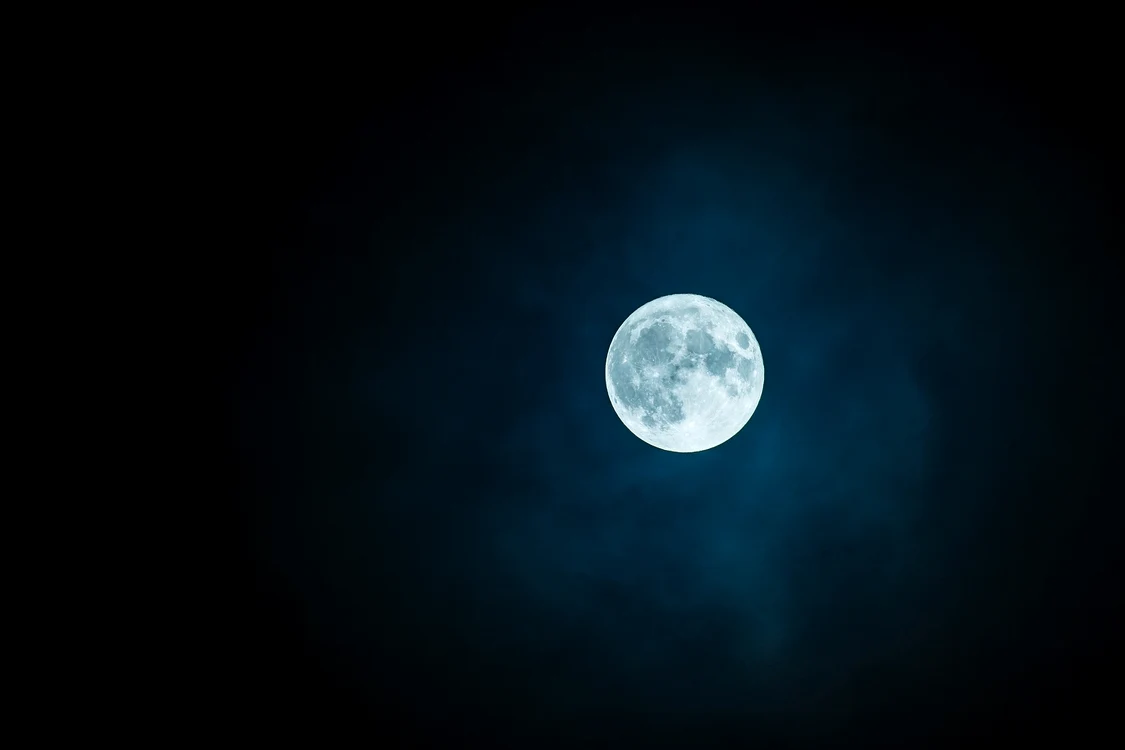 Luna, Venus și steaua Regulus se aliniază într-o conjuncție rară FOTO: Arhivă, Adevărul