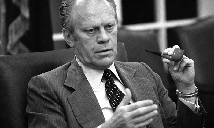 Senatul american si actiunile ilegale ale CIA în timpul lui Gerald Ford jpeg