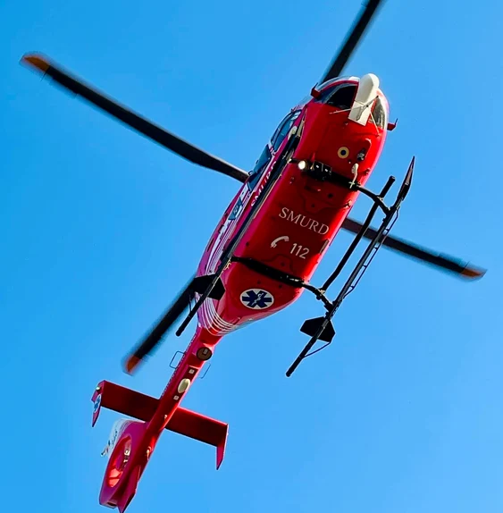 Un elicopter SMURD participă la misiune FOTO: SMURD Galați