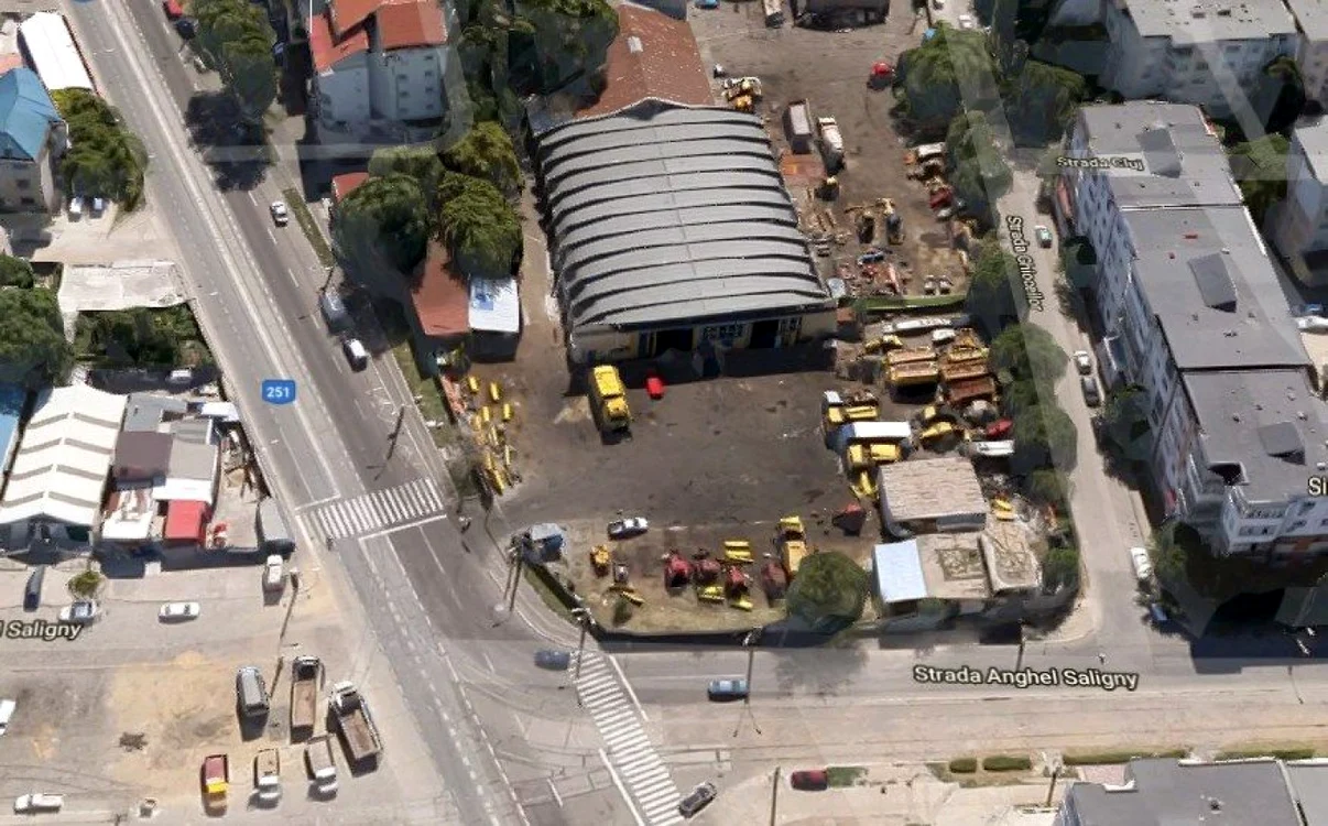 Cel mai vechi hangar de aviaţia din România, ascuns printre blocuri gri FOTO Google Earth