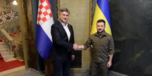 Premierul Croaţiei cu Volodimir Zelenski / foto twitter