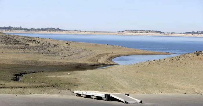 Seceta din California, care a depăşit deja toate recordurile din ultima vreme, pare că este incomparabilă cu „mega-seceta“ care va cuprinde sud-vestul şi preeriile sudamericane în următorii 35 de ani FOTO AP