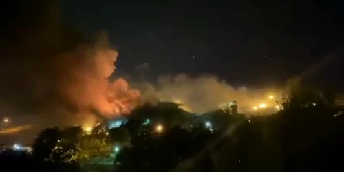 Incendiu la o inchisoare din Iran jpg
