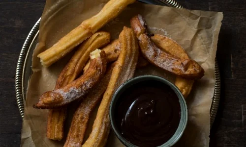 churros cu sos de ciocolata 580x400 jpeg