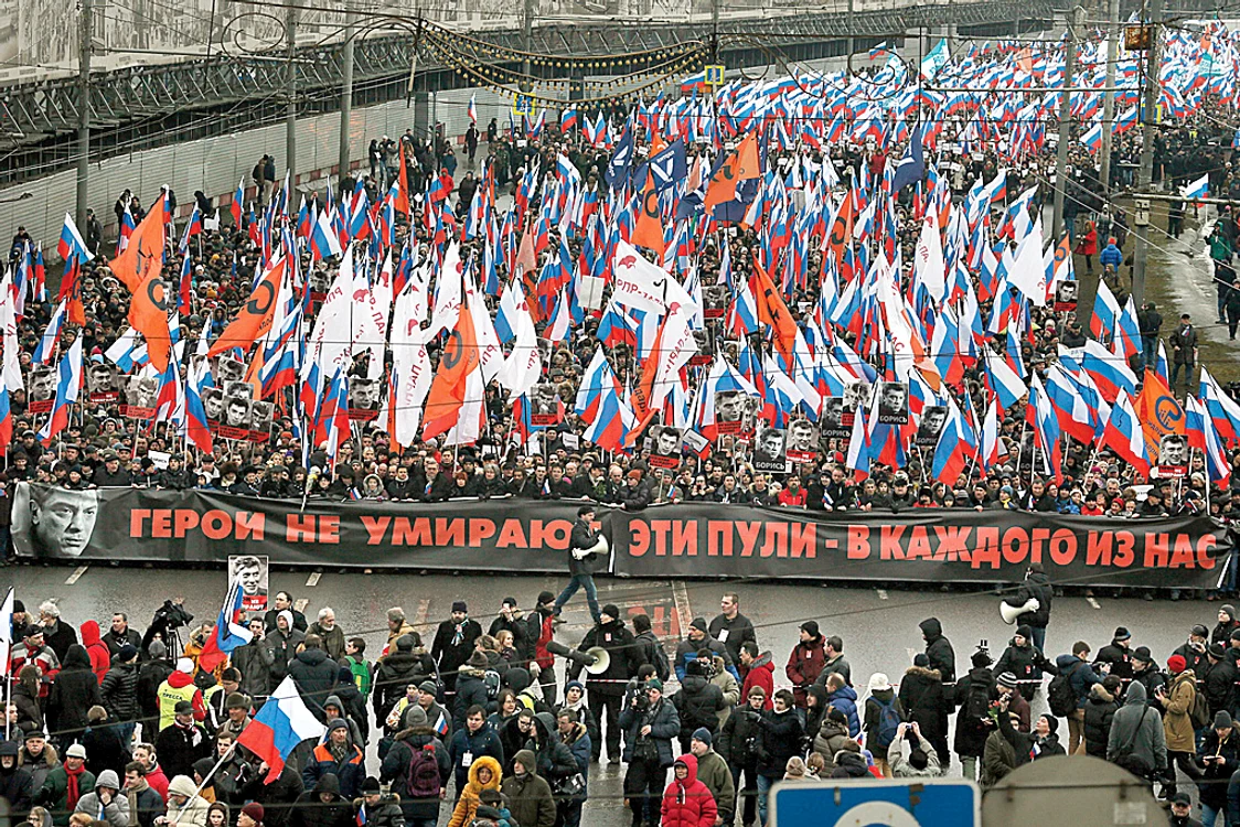 Mii de oameni au participat la marşul în memoria lui Nemţov