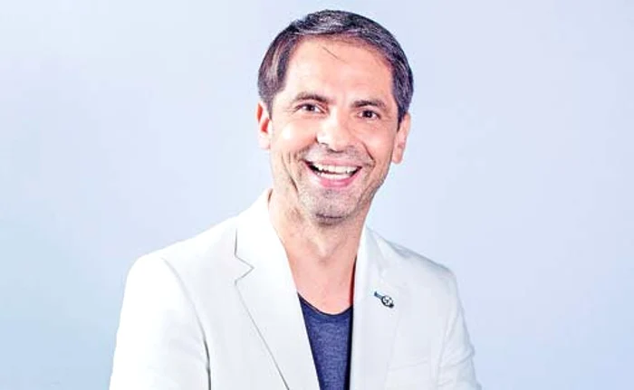 
    Dan Negru ține la siluetă și reușește să nu se îngrașe niciun gramFoto: arhivă personală  