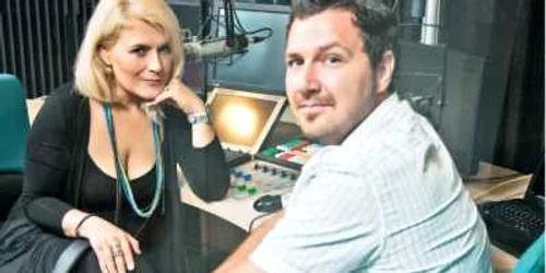 Acolo unde se simte cel mai bine: la radio alături de colegul său Raul Brebu