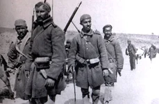 Soldați greci în timpul Primului Război Mondial (© Γεννάδειος Βιβλιοθήκη / Gennadios library)