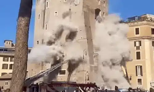 explozie gif