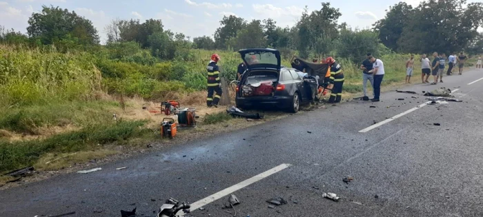 slobozia accident cumplit pe dn 2FOTO isu ialomita