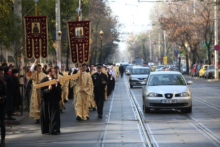 Seria de evenimente religioase, ce se întinde până pe 29 octombrie, a început joi dimineaţă cu trei procesiuni FOTO Sever Gheorghe