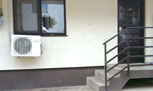 Narcisa a spart geamul locuinţei din Popeşti Leordeni jpeg