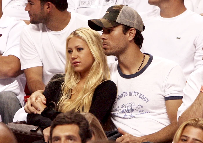 De când au devenit părinţi, Enrique Iglesias şi Anna Kournikova spun că au o viaţă sexuală mult mai activă