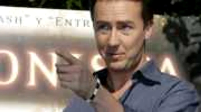 ATLETISM: Actorul Edward Norton va participa la maratonul de la New York