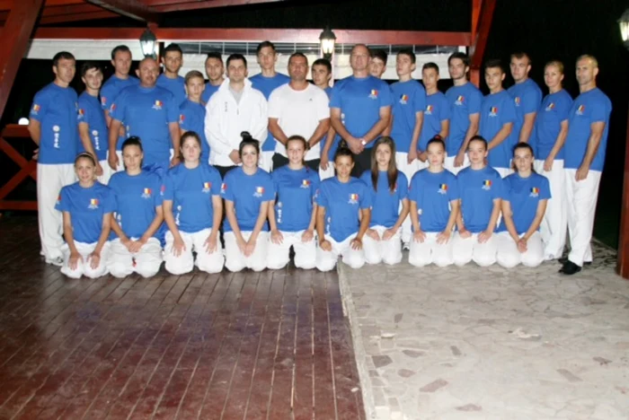 Lotul de karate care ne va reprezenta în Spania FOTO Frkarate.ro