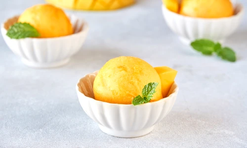 Sorbet de mango  Sursa foto shutterstock 1555714685 jpg
