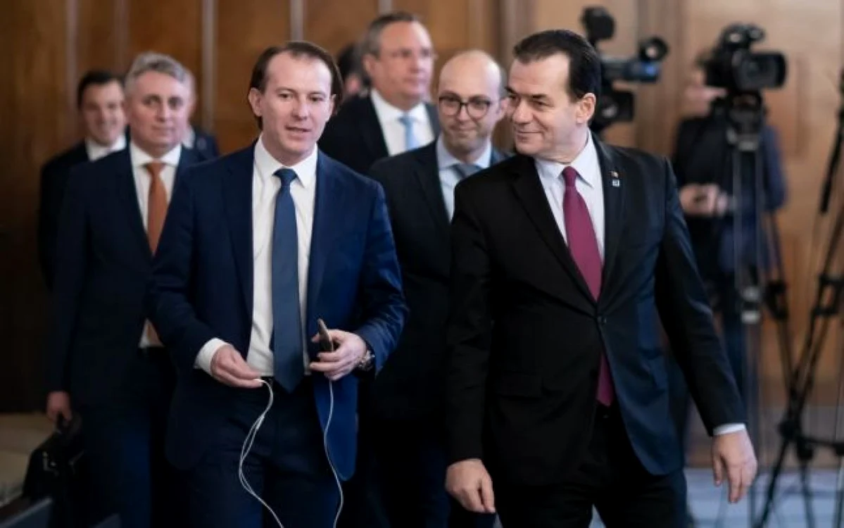 Florin Cîţu şi Ludovic Orban FOTO: Arhivă