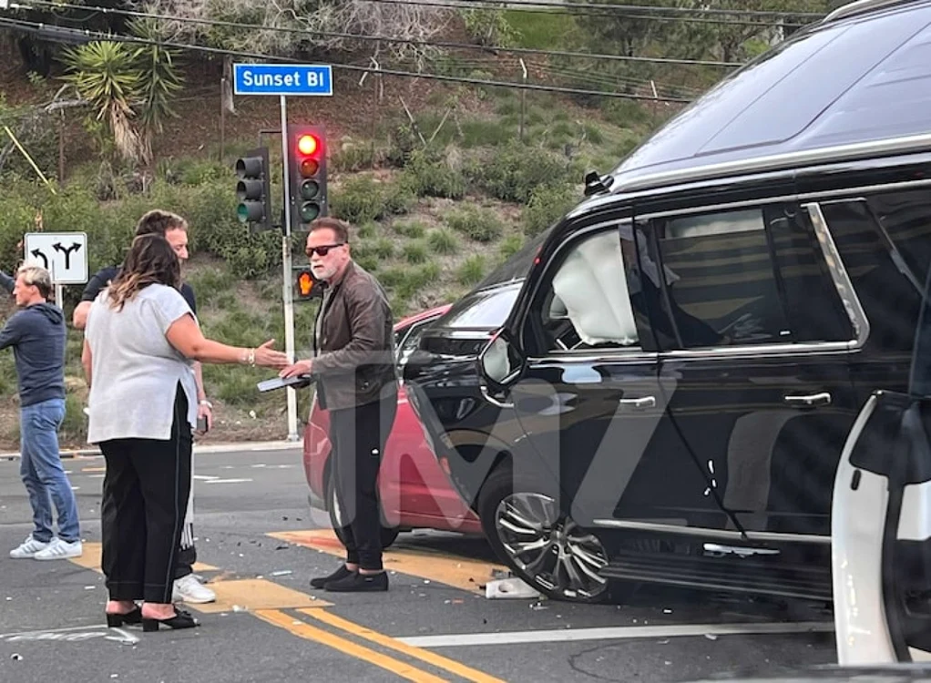 Accident Arnold Schwarzenegger FOTO TMZ