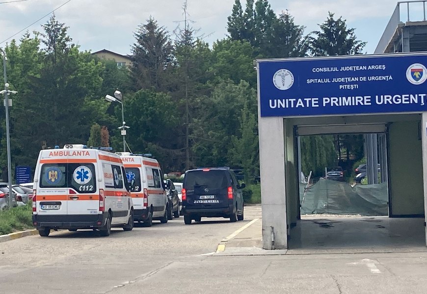 Percheziții în Argeș într-un dosar în care sunt vizate șapte primării, mai multe firme și un spital