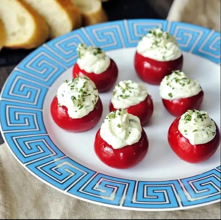 Ardei mici cu brânză, tip aperitiv