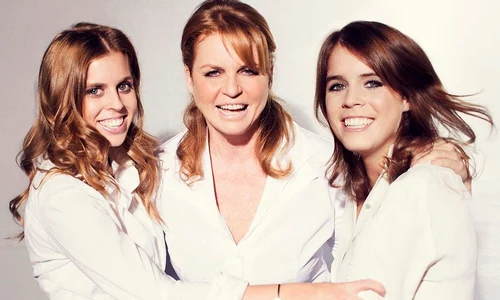 Sarah Fergiuson, alaturi de fiicele ei, Printesa Eugenie si Printesa Beatrice Instagram jpg