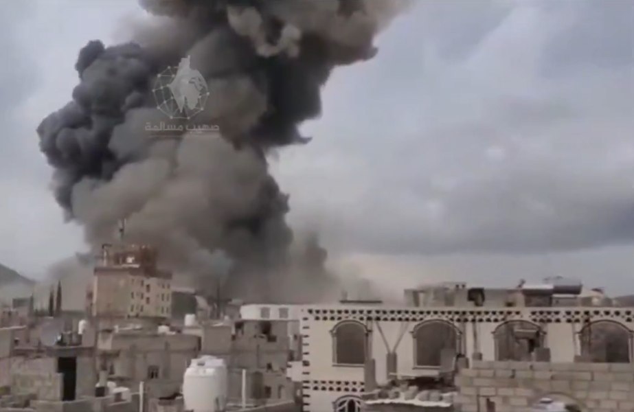 Israelul a lansat atacuri aeriene masive asupra capitalei Yemenului, Sanaa