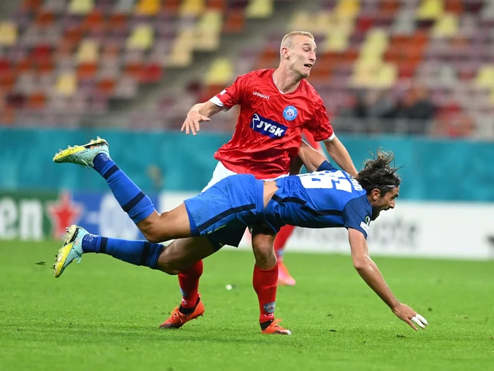 Compagno s-a făcut de râs în atac (FOTO: Sportpictures)