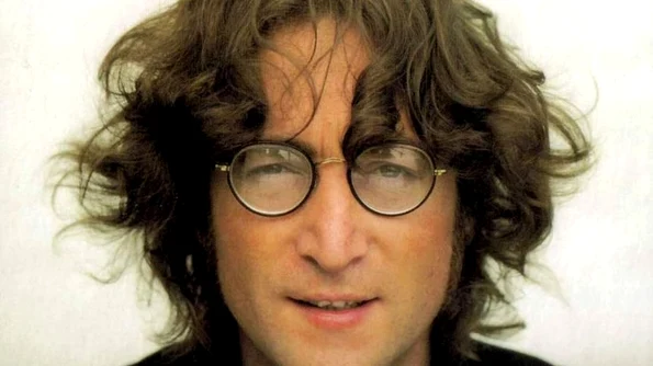 John Lennon, de la copilul abandonat de părinți, la cel mai iubit muzician al tuturor timpurilor jpeg