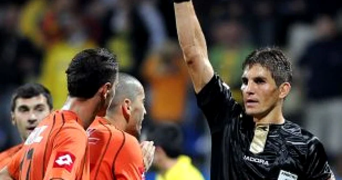 Braşov: Arbitrul partidei FC Braşov - Ceahlăul, penalizat de CCA