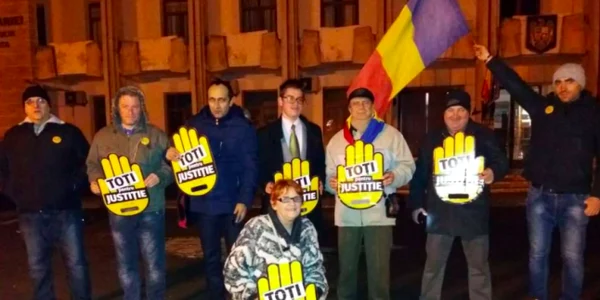 Protest la Constanţa şi în zilele de Crăciun Sursa Facebook Rezistenţa Constanţa