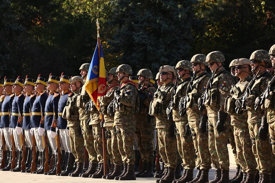 Ciolacu, de Ziua Armatei: Descurajarea și combaterea amenințărilor se poate face doar dacă vom investi masiv și în dotări