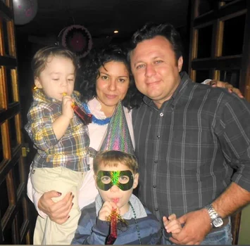 Dragoș Dolănescu, soția și cei doi băieți ai săi