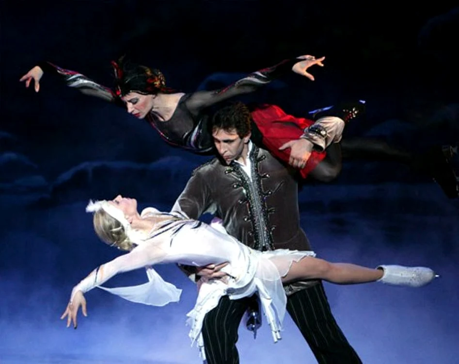 Lacul lebedelor pe gheaţă, cu Imperial Ice Stars FOTO Imperial Ice Stars