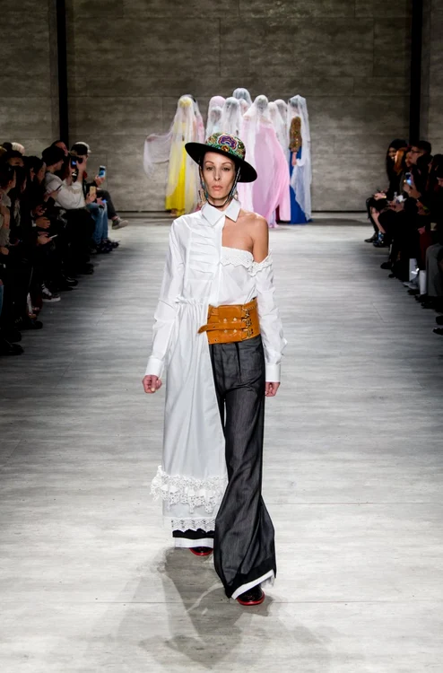 dorin runway large 17 jpeg