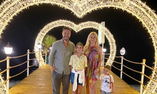 4 fiul lui jorge se crede fetita 7 jpg jpeg