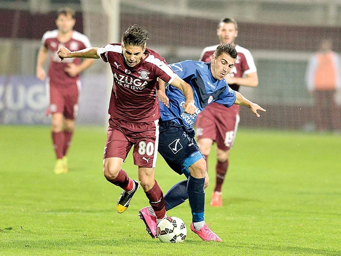 Mădălin Martin e titular la Rapid