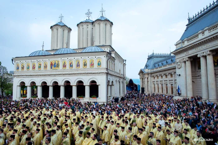 Dealul Mitropoliei, punctul final al procesiunii (Foto: basilica.ro)