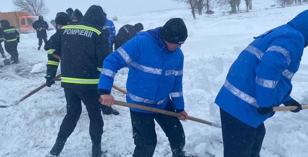 Meciul cu PAOK, în pericol din pricina zăpezii! FCSB le cere suporterilor să pună mâna pe lopeți și să vină la Arena Națională 