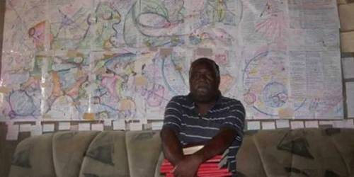 Sibusiso Mthembu a desenat harta Raiului şi a lipit-o pe perete