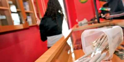 De multe ori, sub paravanul „magazinelor de vise“ se face trafic de droguri