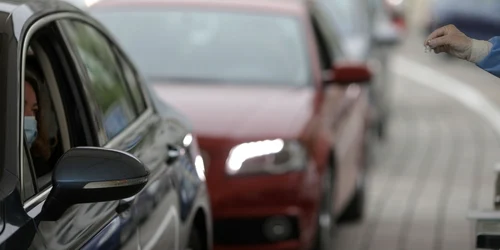 Centru vaccinare drive through Constituţiei. Foto Inquam Photos / Octav Ganea