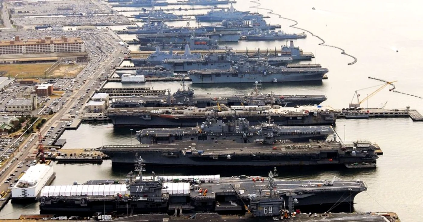 Imaginea portavionelor este una rară, majoritatea urmând să plece în Pacific FOTO US Navy
