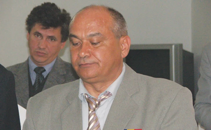 Dinu Apăvăloaei 